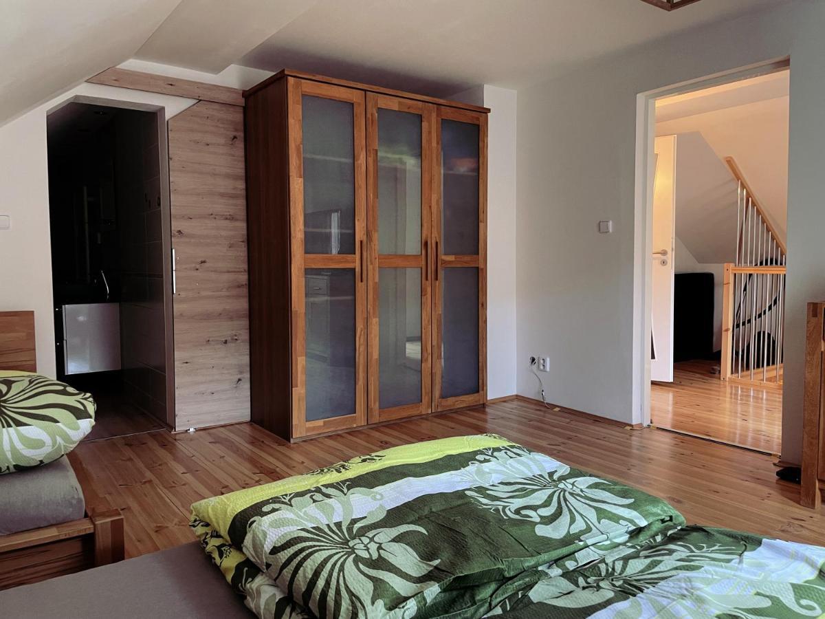 Apartman Nejdek Exterior foto